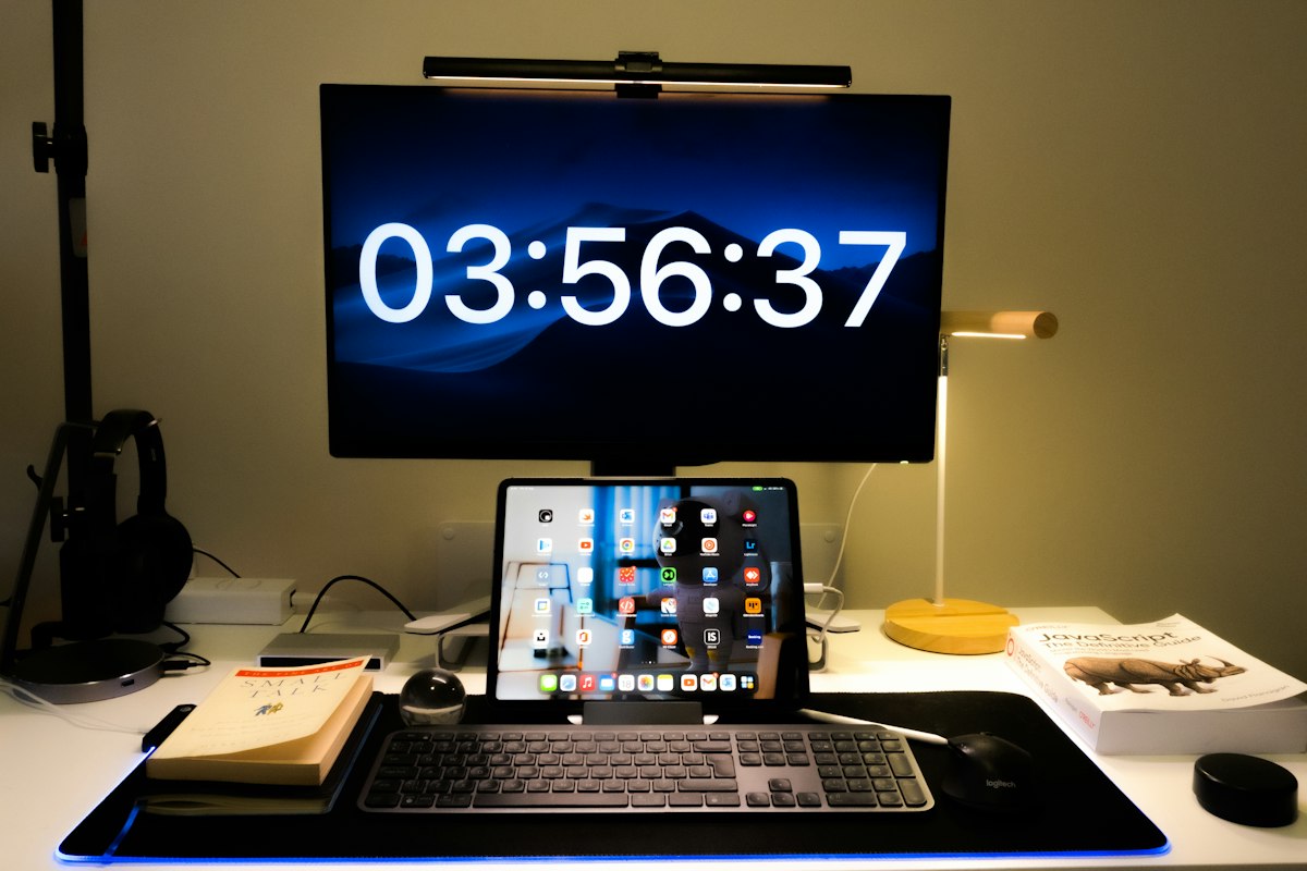 Modern desk with optimal lighting arrangement